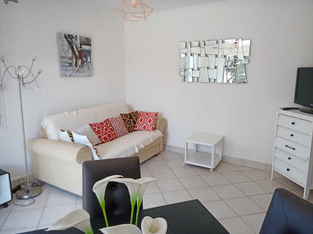 T2 Terrasse Vue Mer Six-Fours-les-Plages Luaran gambar
